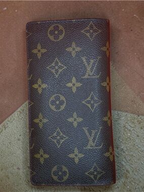 Vintage, Louis Vuitton monogram Brazza